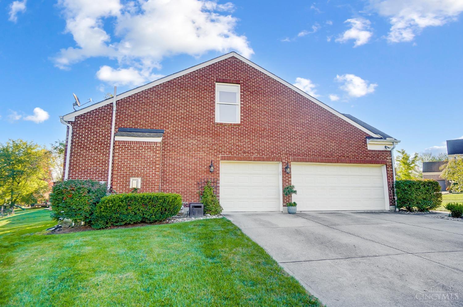 4696 Oakland Court