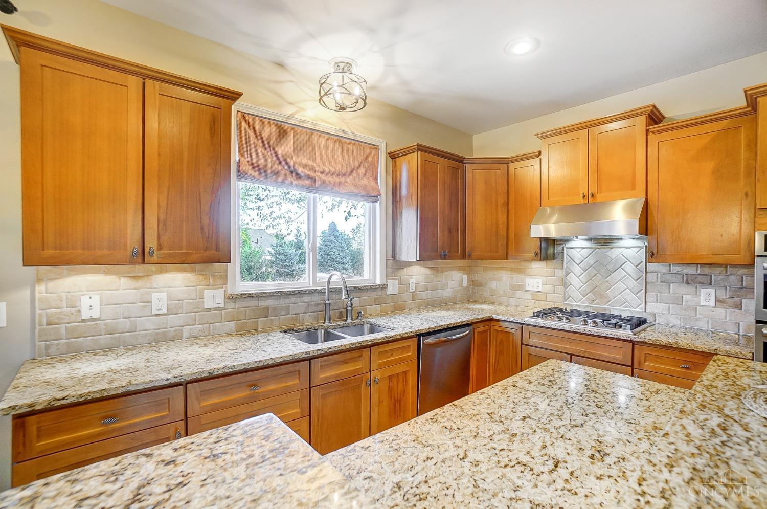 4696 Oakland Court