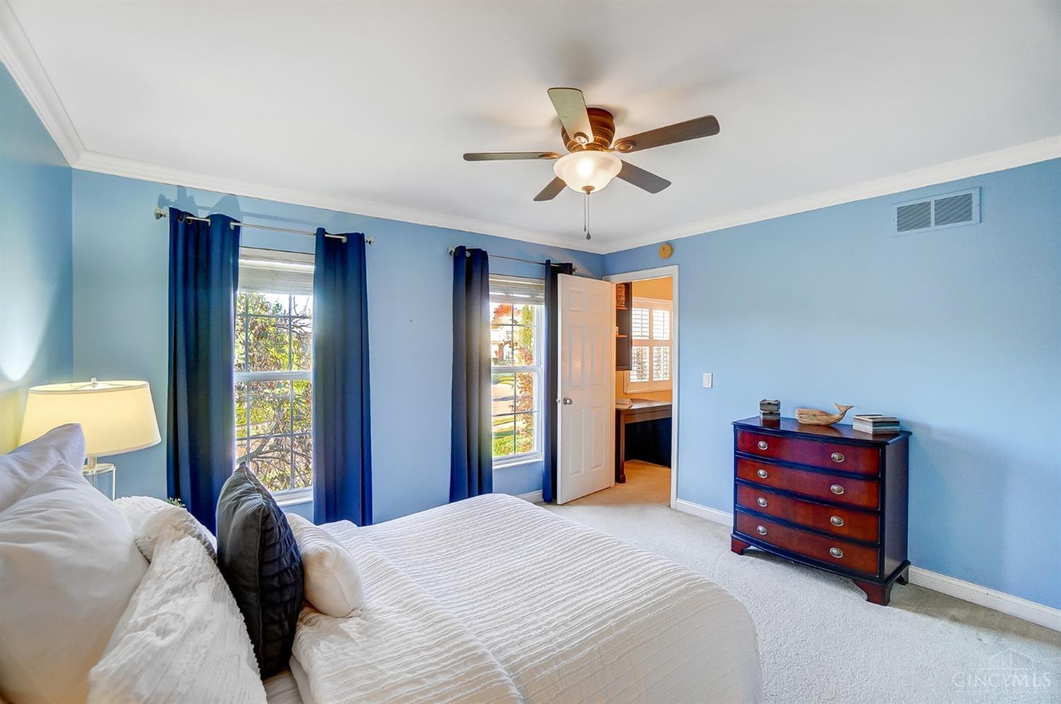 4696 Oakland Court