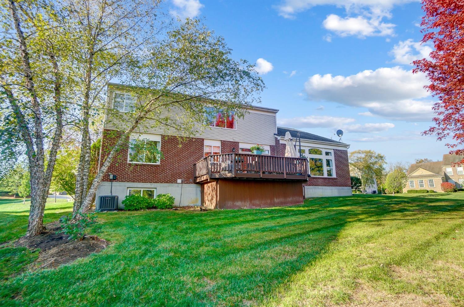 4696 Oakland Court
