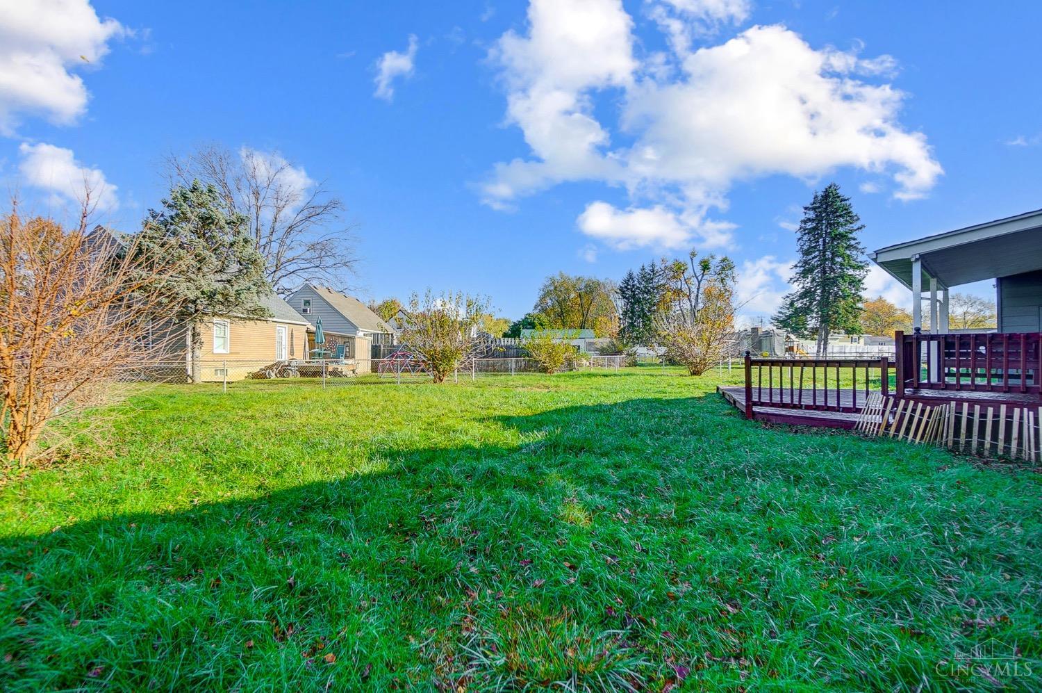 1218 Ellen Dr