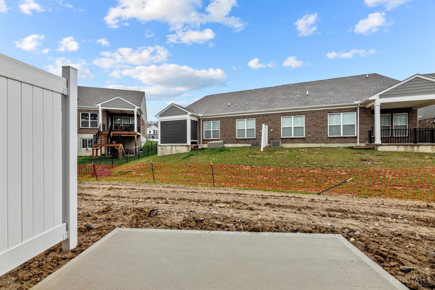 5020 Pebble Court 103