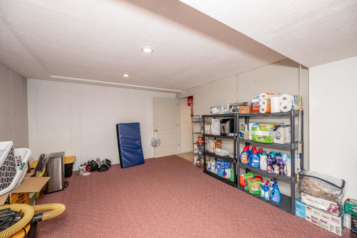 6117 Ivy Woods Court