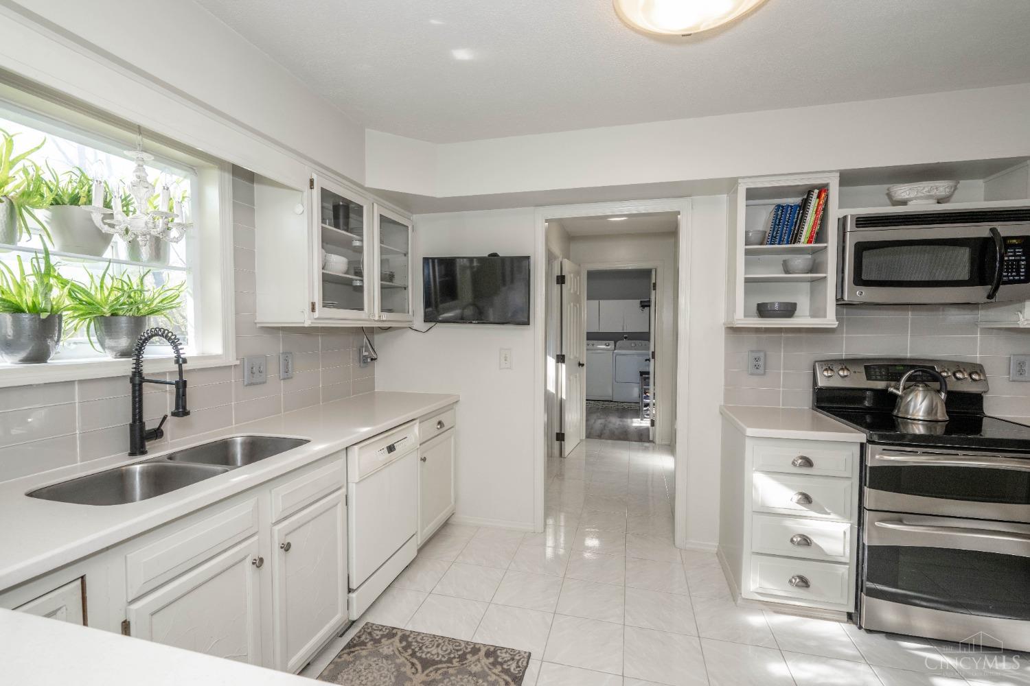 6117 Ivy Woods Court