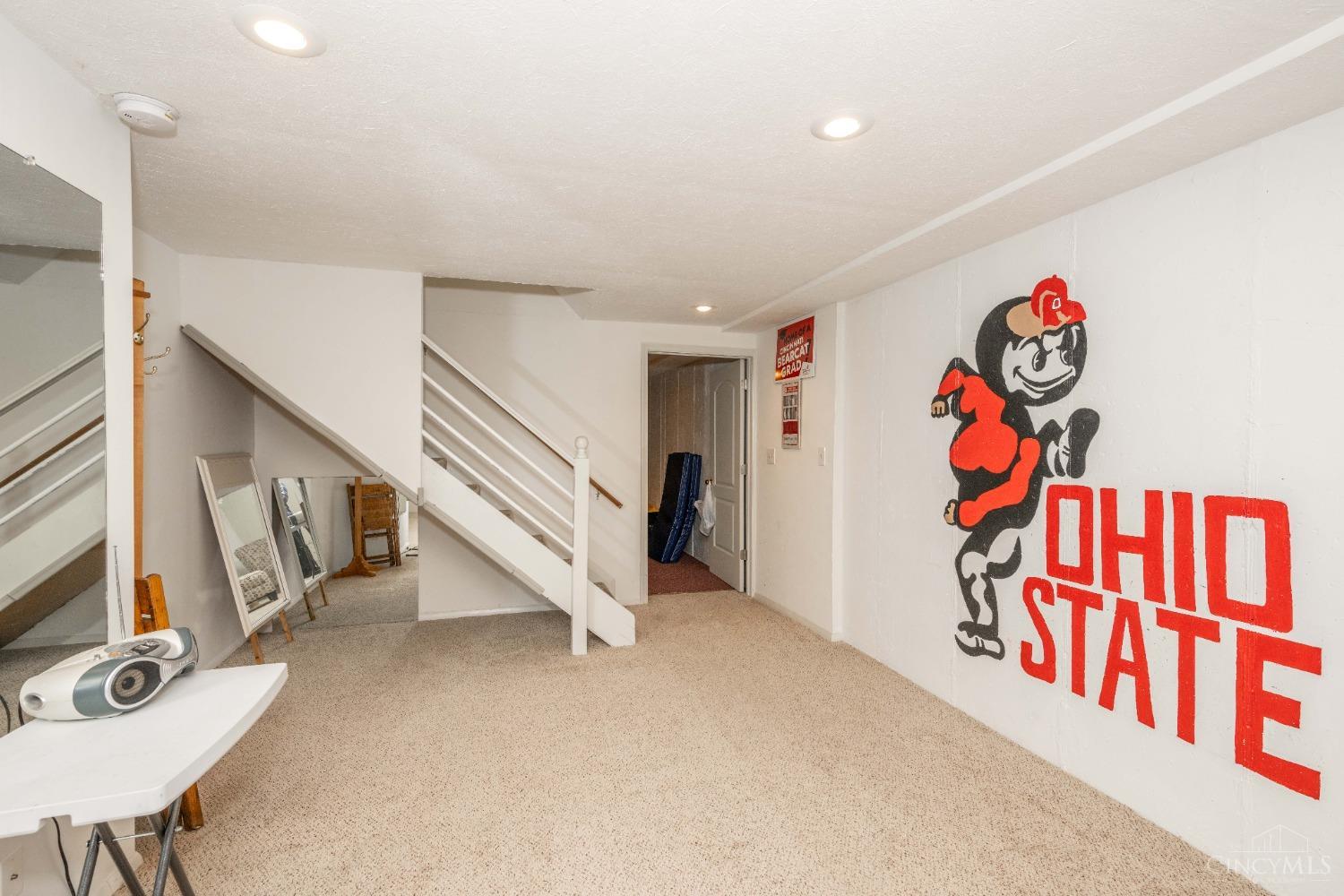 6117 Ivy Woods Court