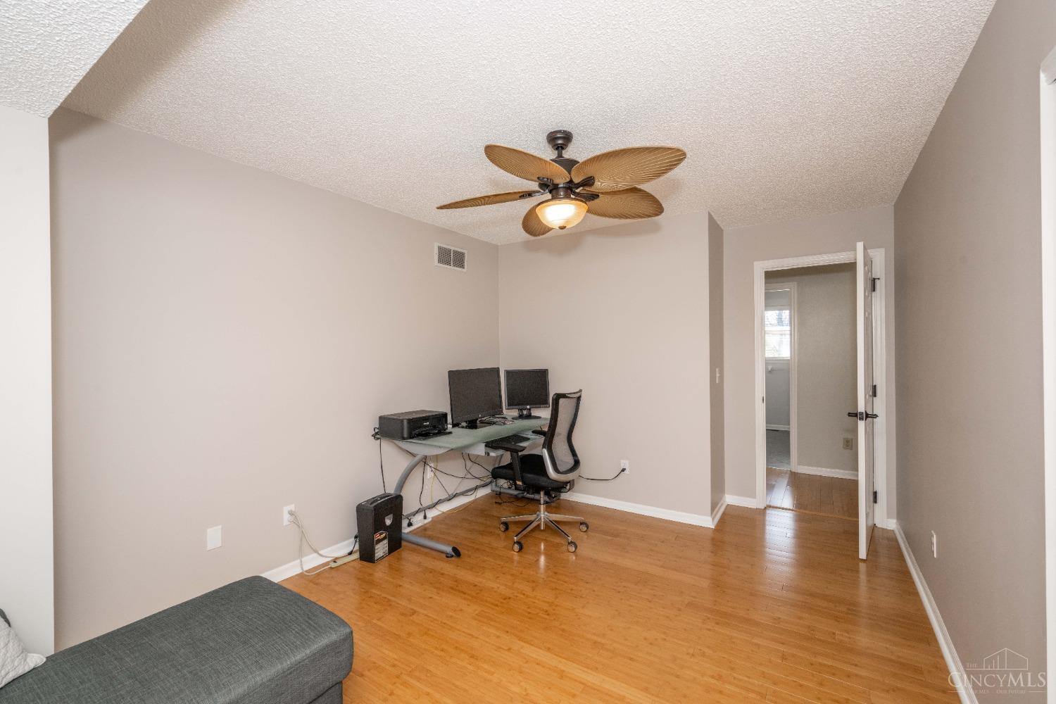 6117 Ivy Woods Court