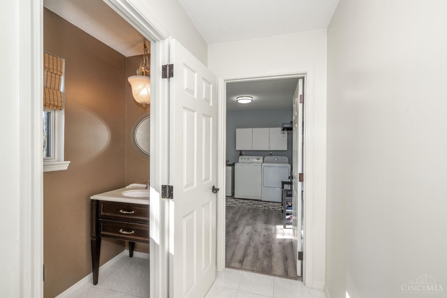 6117 Ivy Woods Court