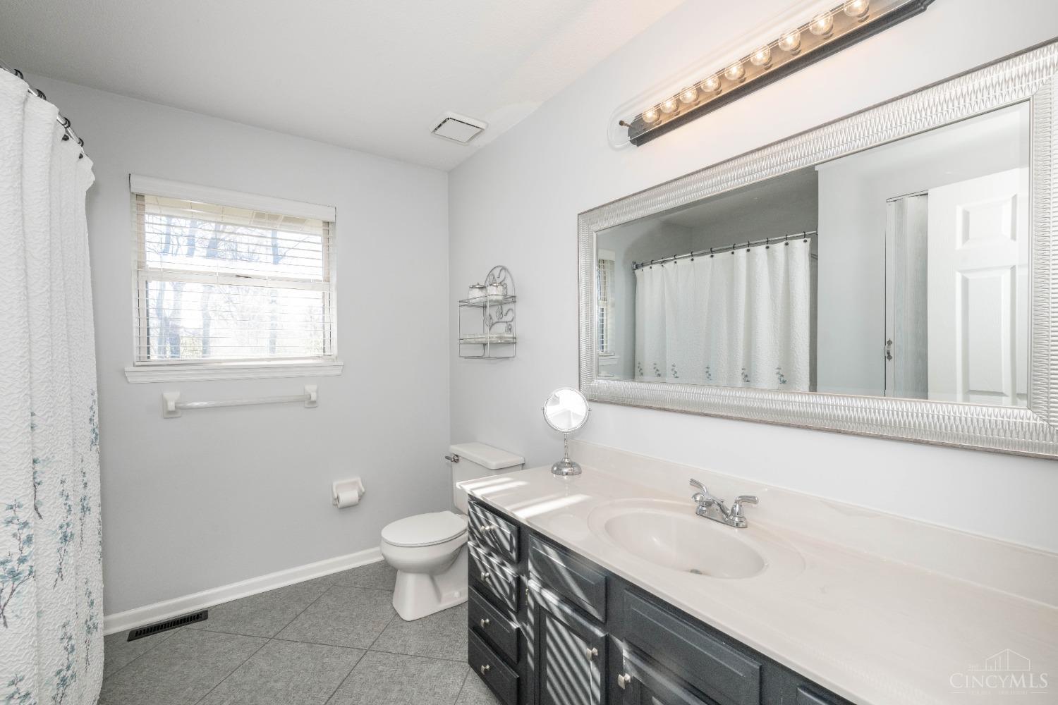 6117 Ivy Woods Court