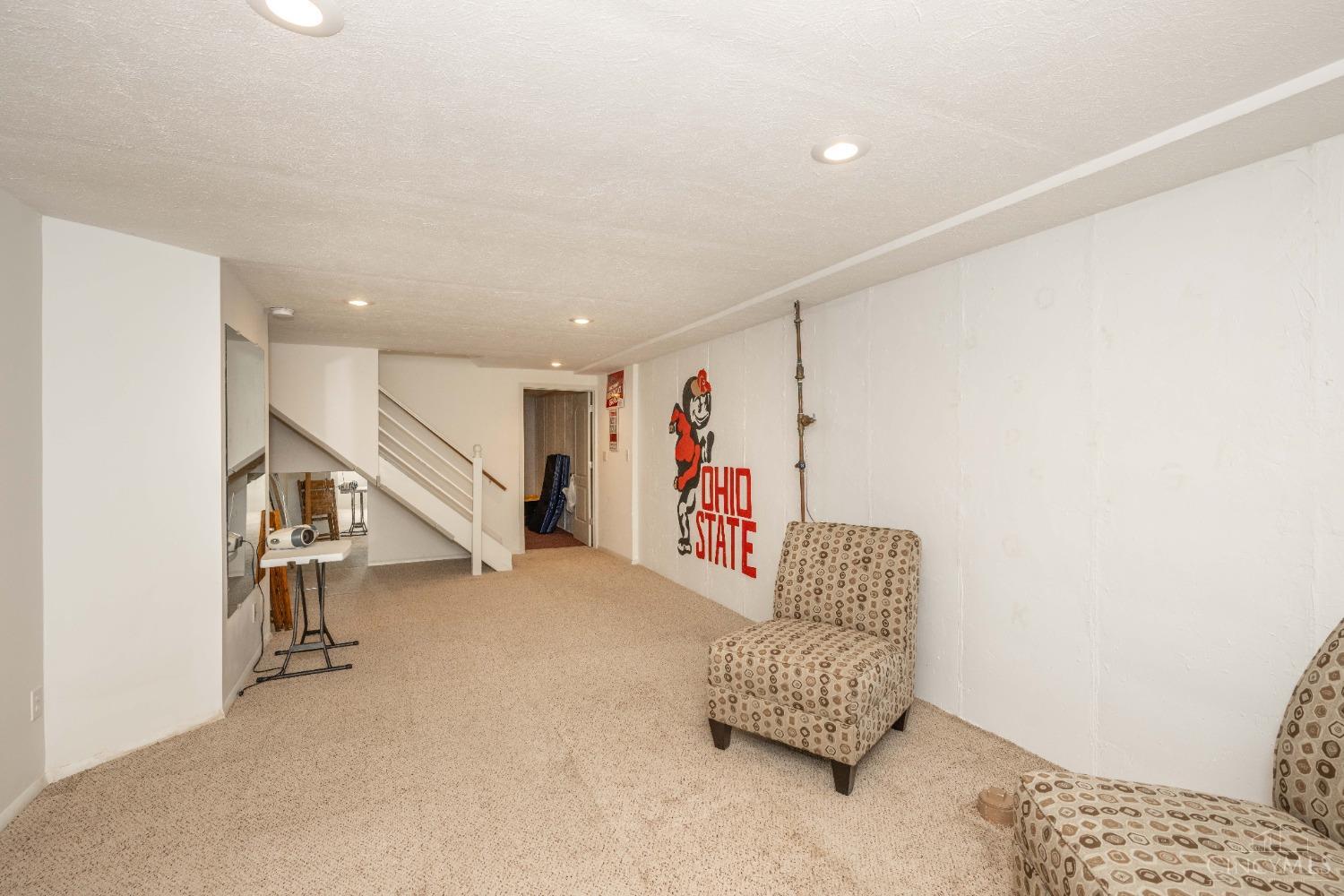 6117 Ivy Woods Court