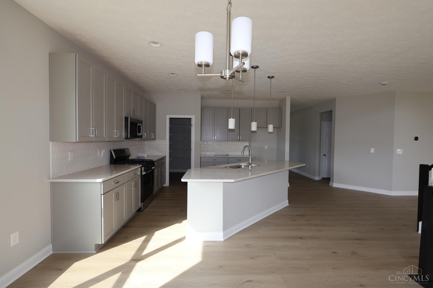 9294 Sunstone Drive 111