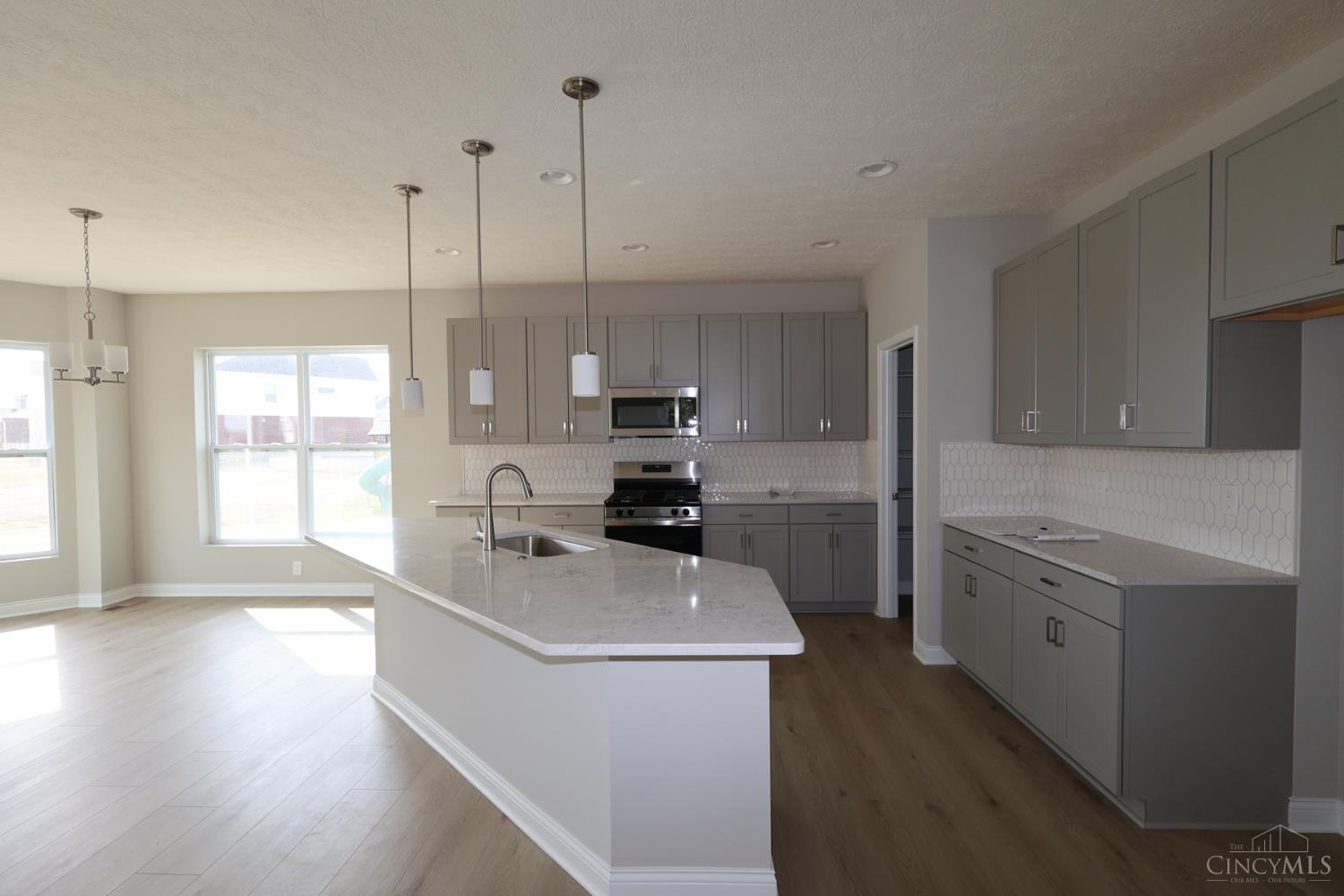 9294 Sunstone Drive 111