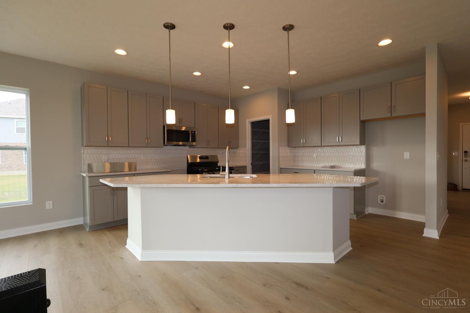 9294 Sunstone Drive 111