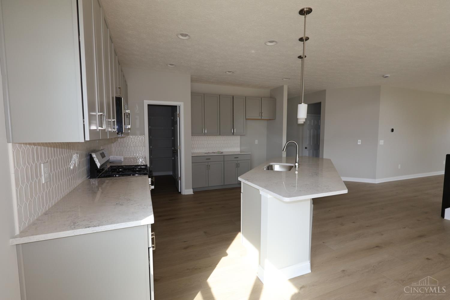 9294 Sunstone Drive 111