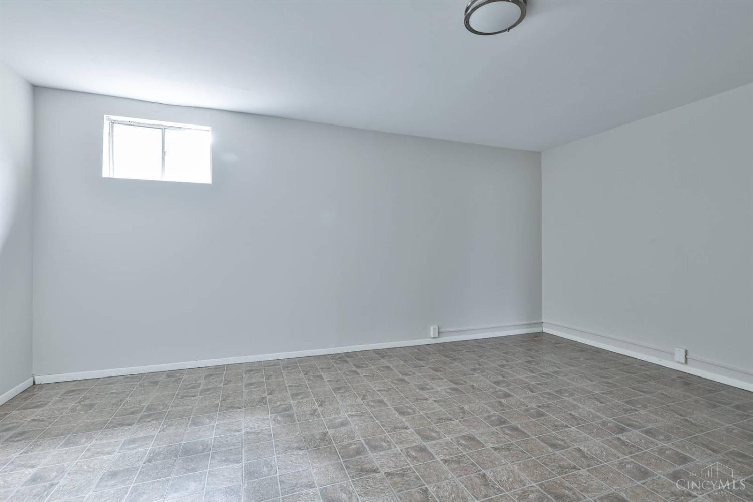 7513 Old English Drive 222