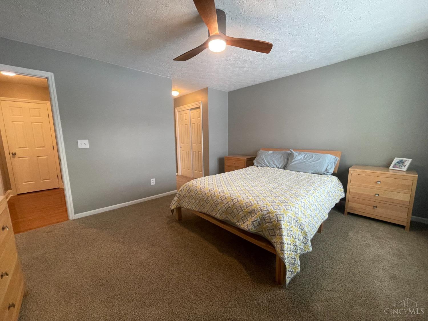 6798 Raven Crest