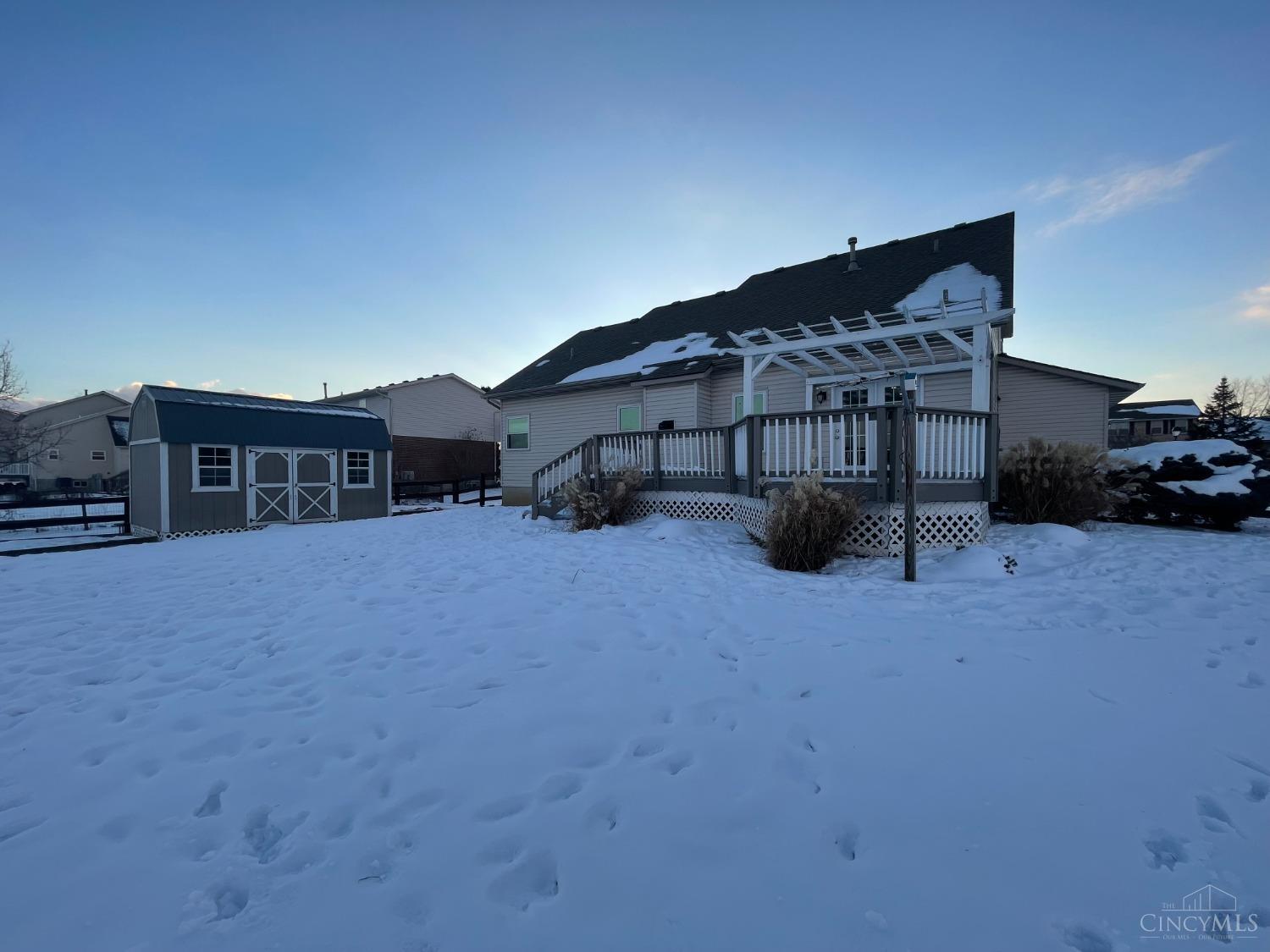 6798 Raven Crest
