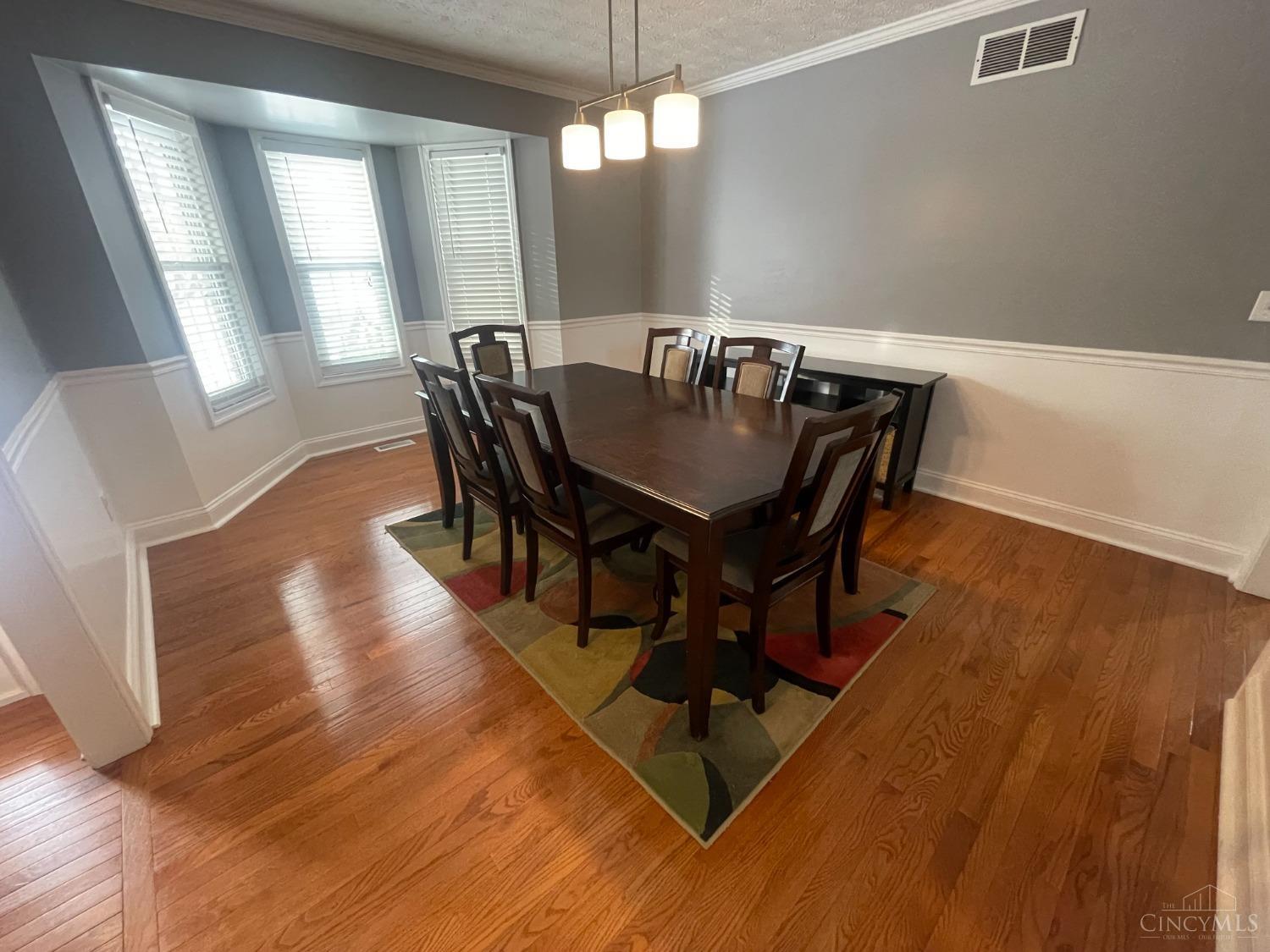 6798 Raven Crest