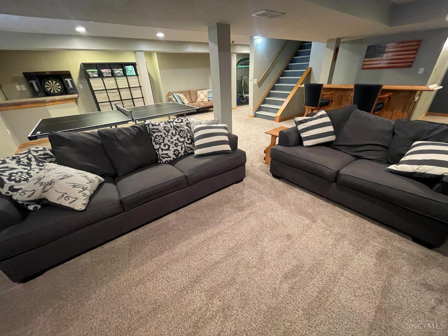 6798 Raven Crest