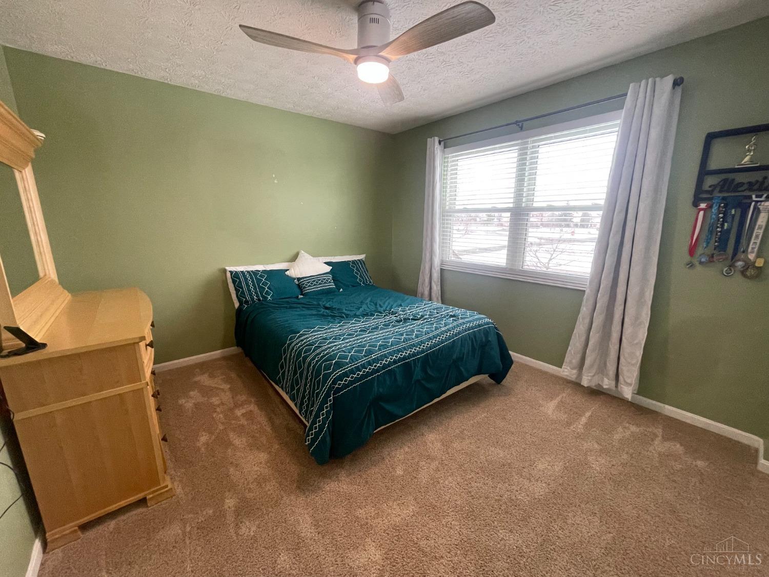 6798 Raven Crest
