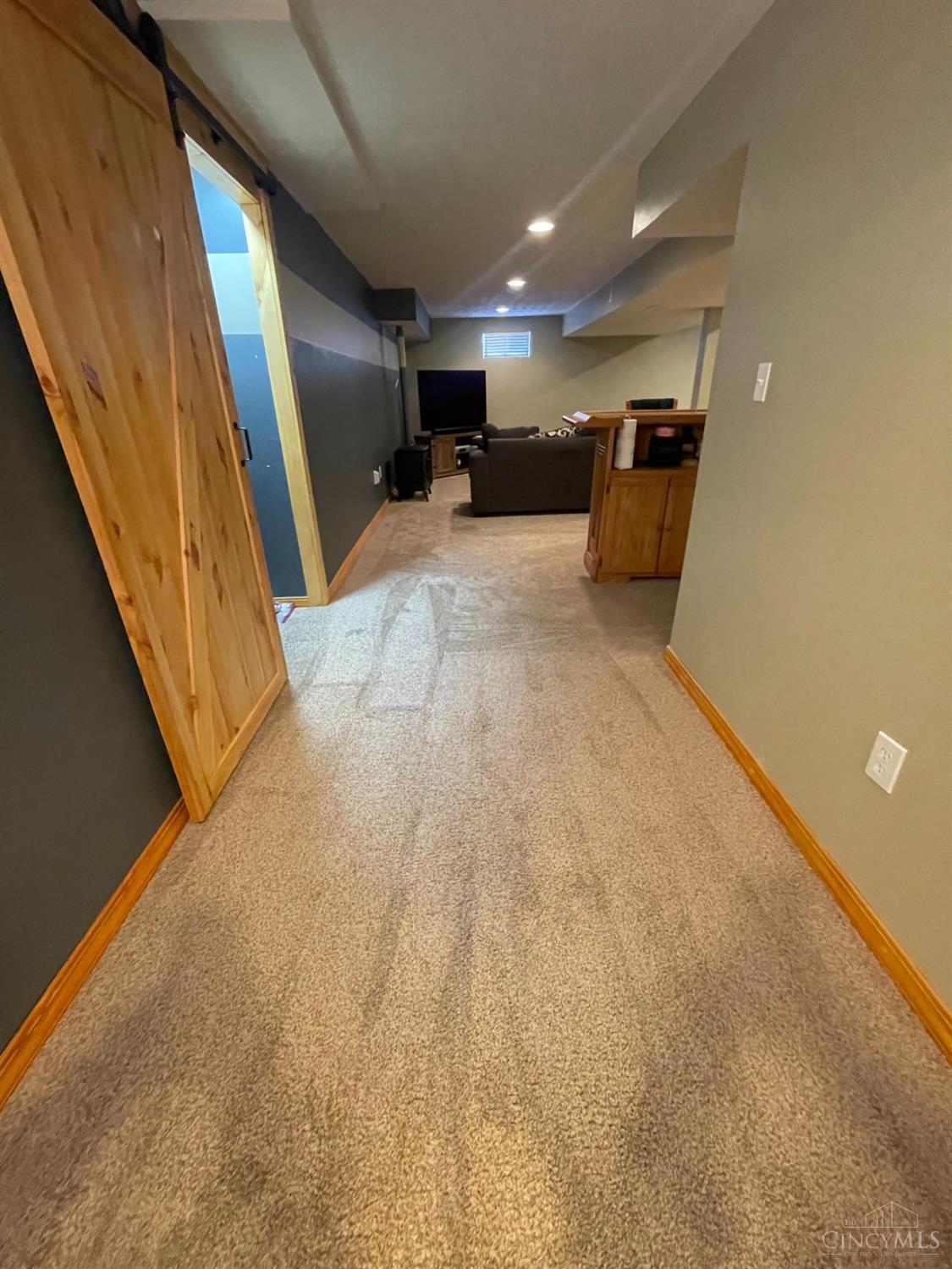 6798 Raven Crest