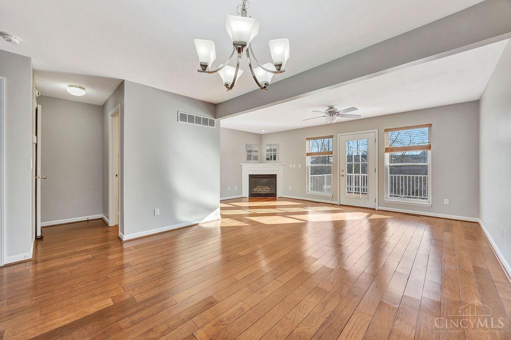 4445 Black Oak Lane