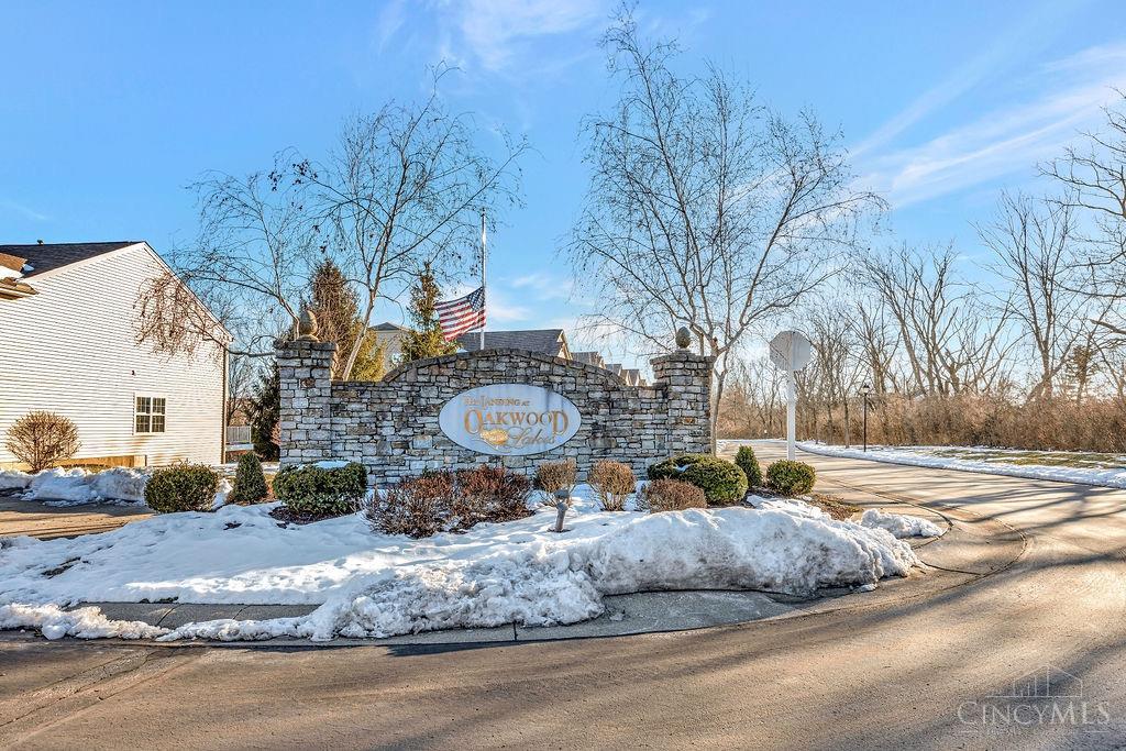 4445 Black Oak Lane