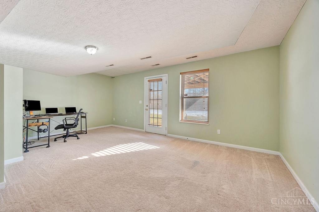 4445 Black Oak Lane