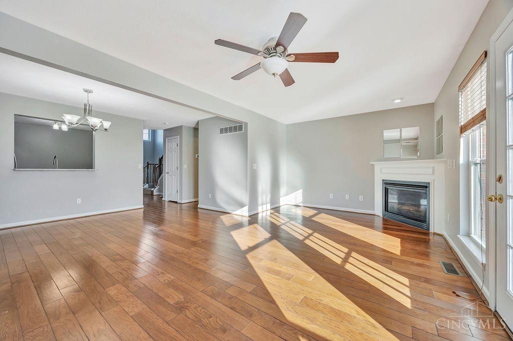 4445 Black Oak Lane