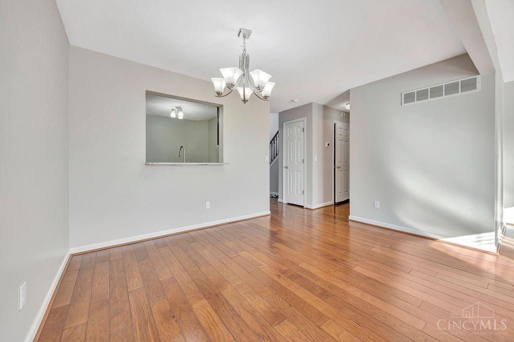 4445 Black Oak Lane