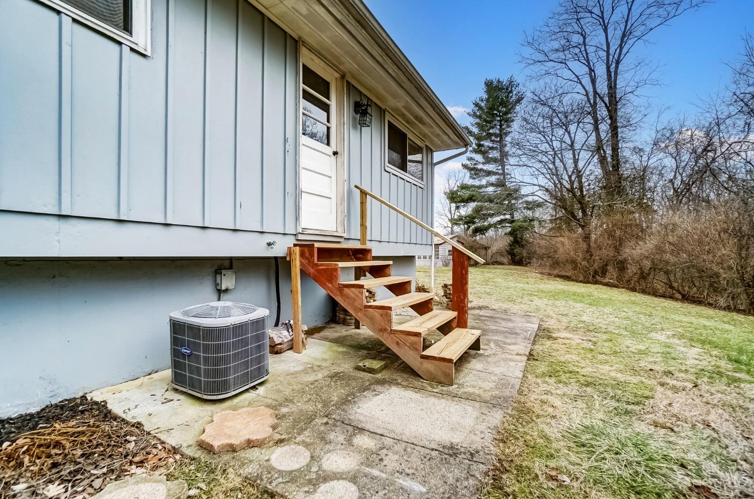2517 Teuton Court