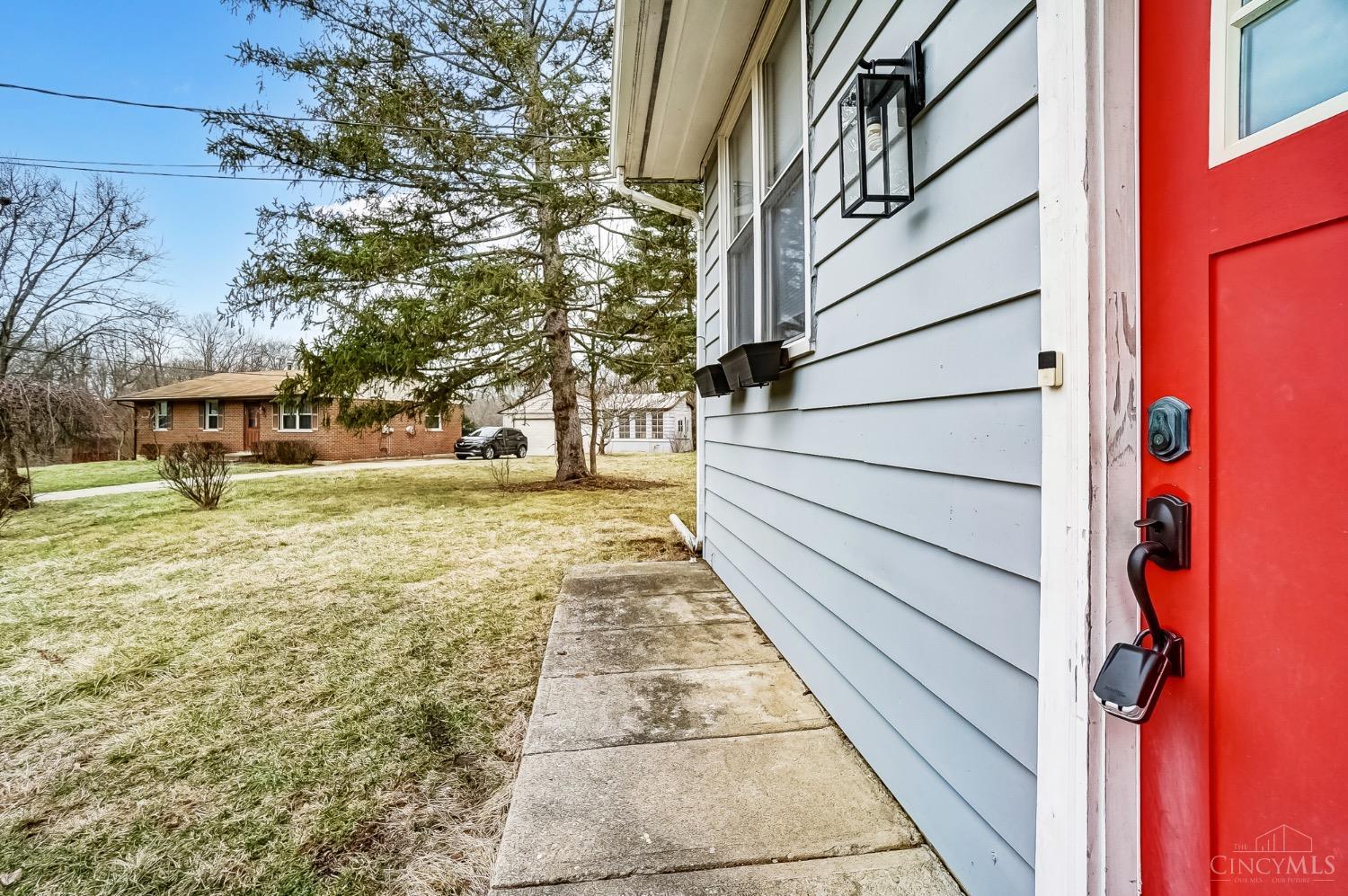 2517 Teuton Court