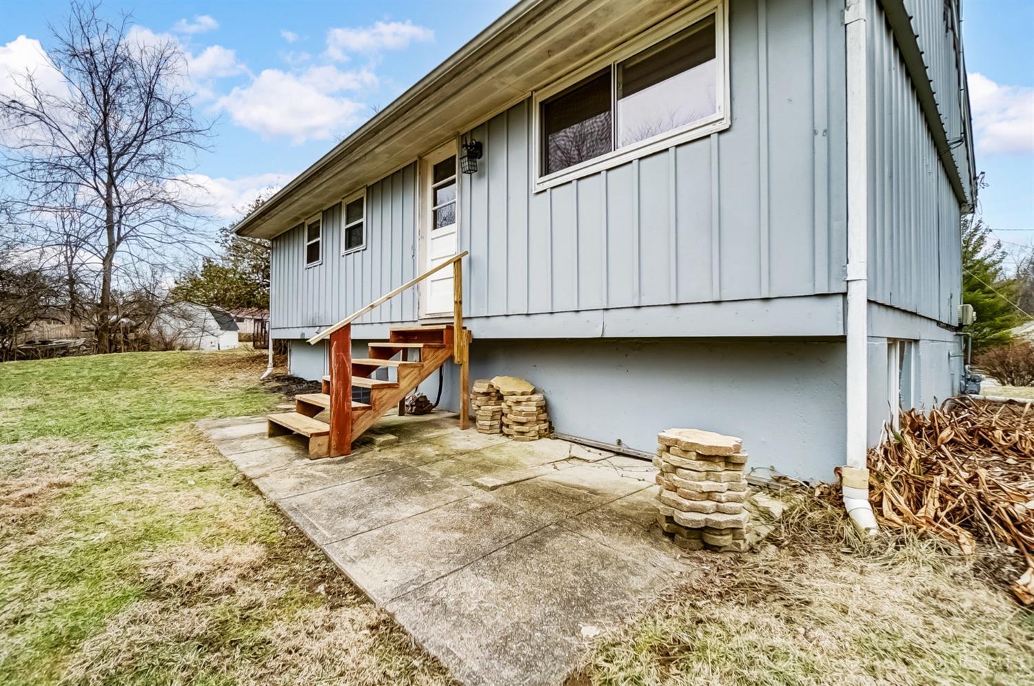 2517 Teuton Court