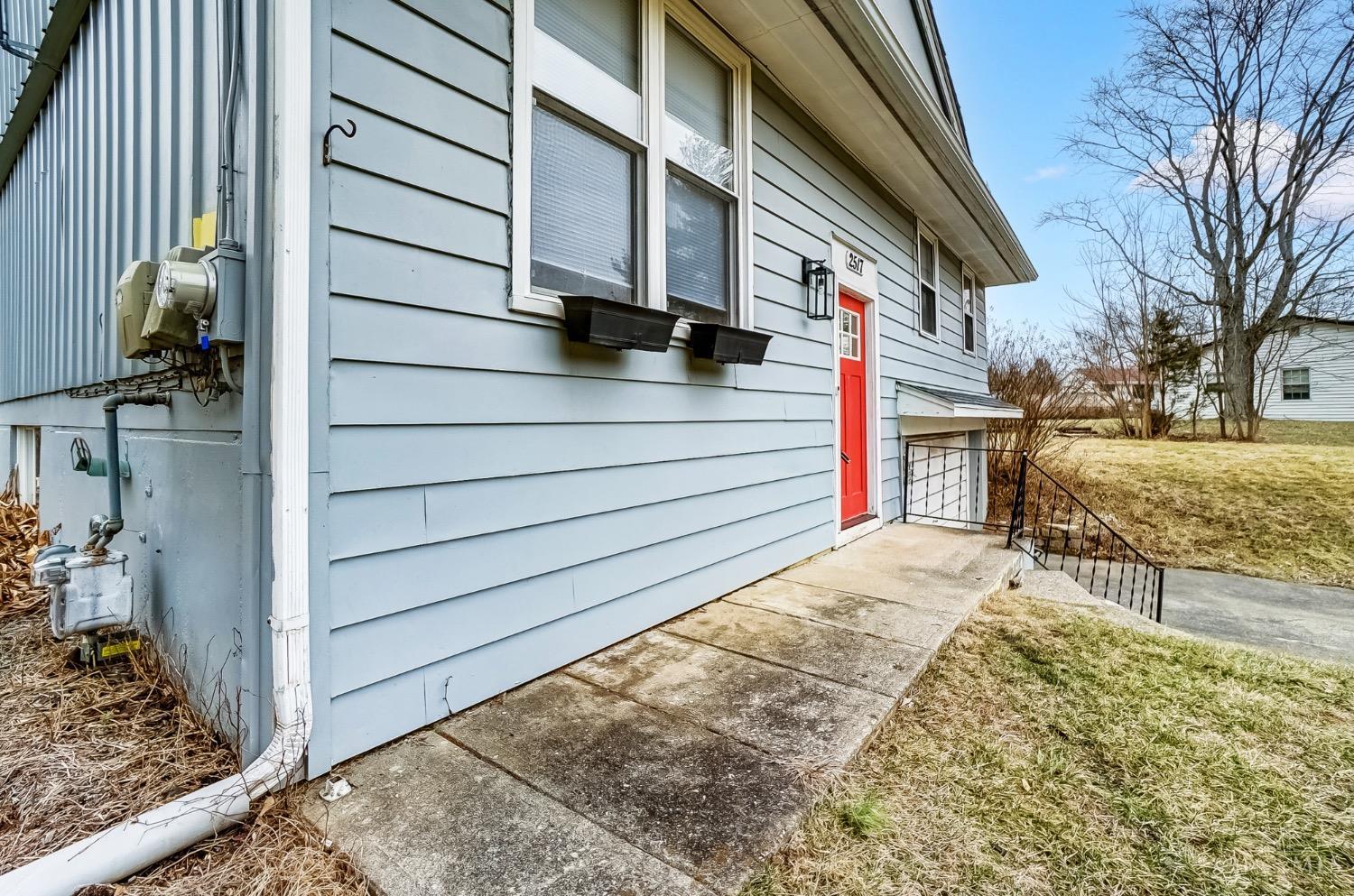 2517 Teuton Court