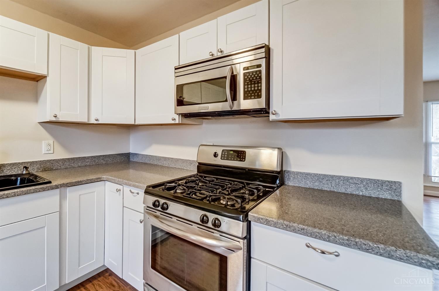 2517 Teuton Court