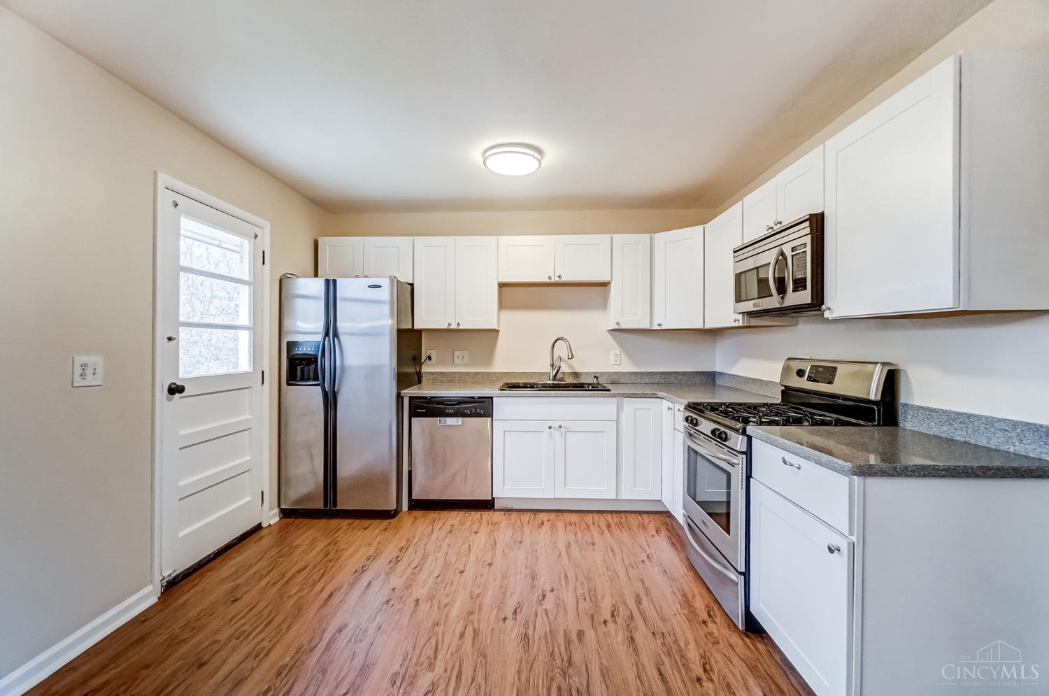 2517 Teuton Court