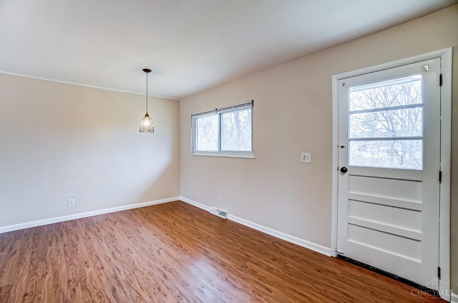 2517 Teuton Court