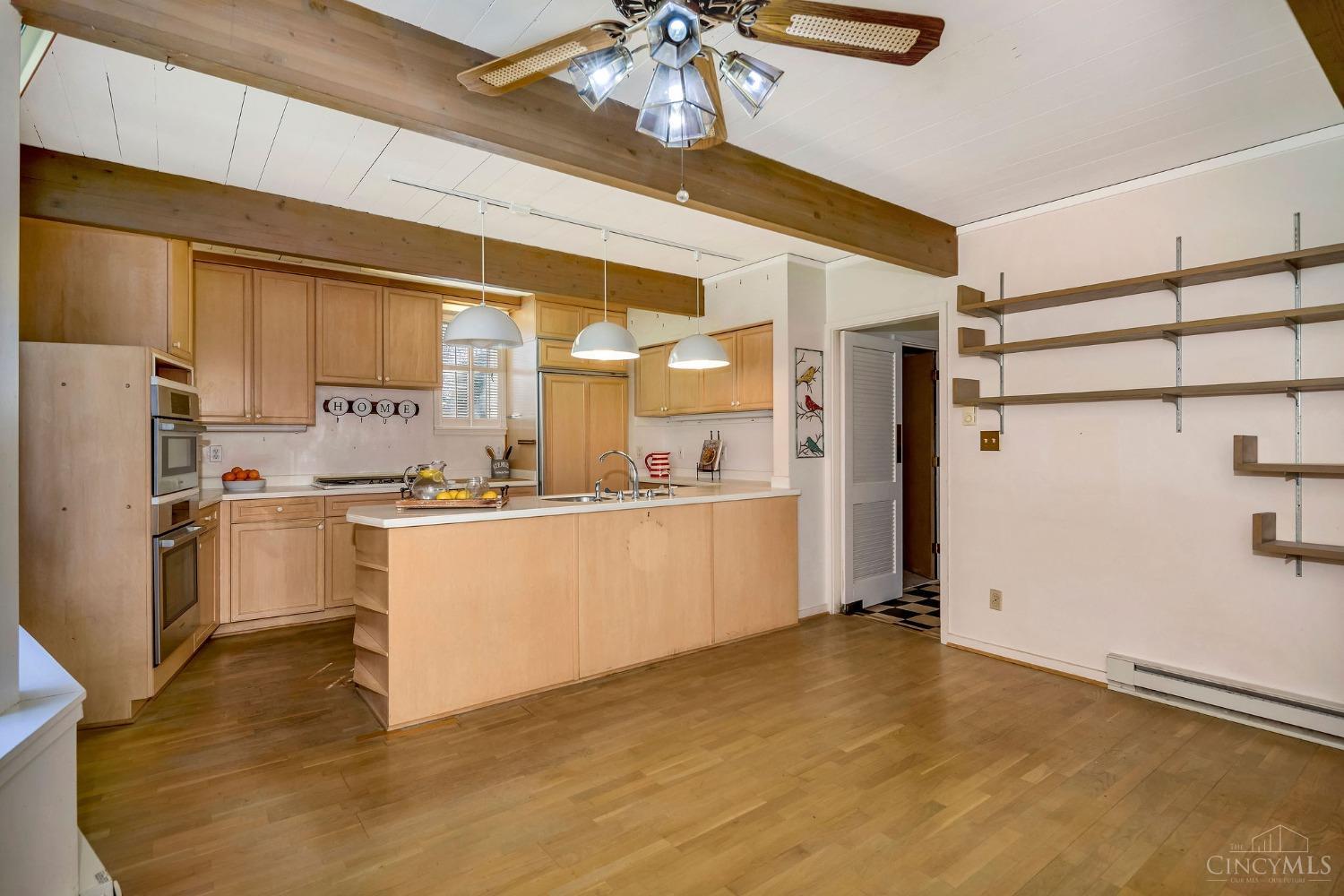212 Oakhill Drive