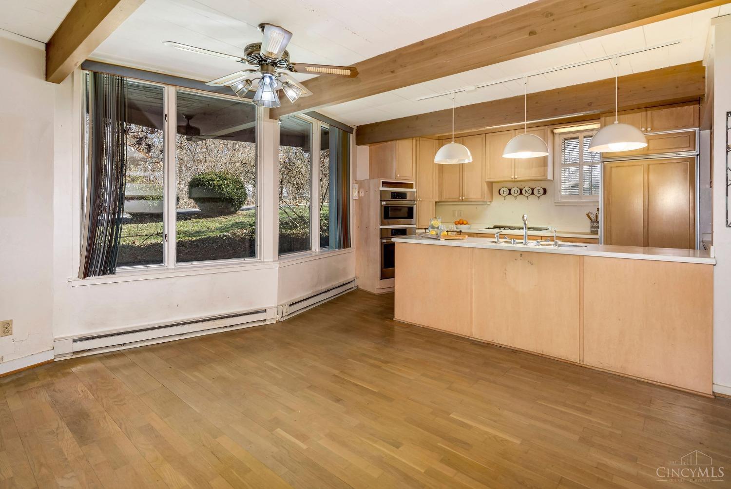 212 Oakhill Drive