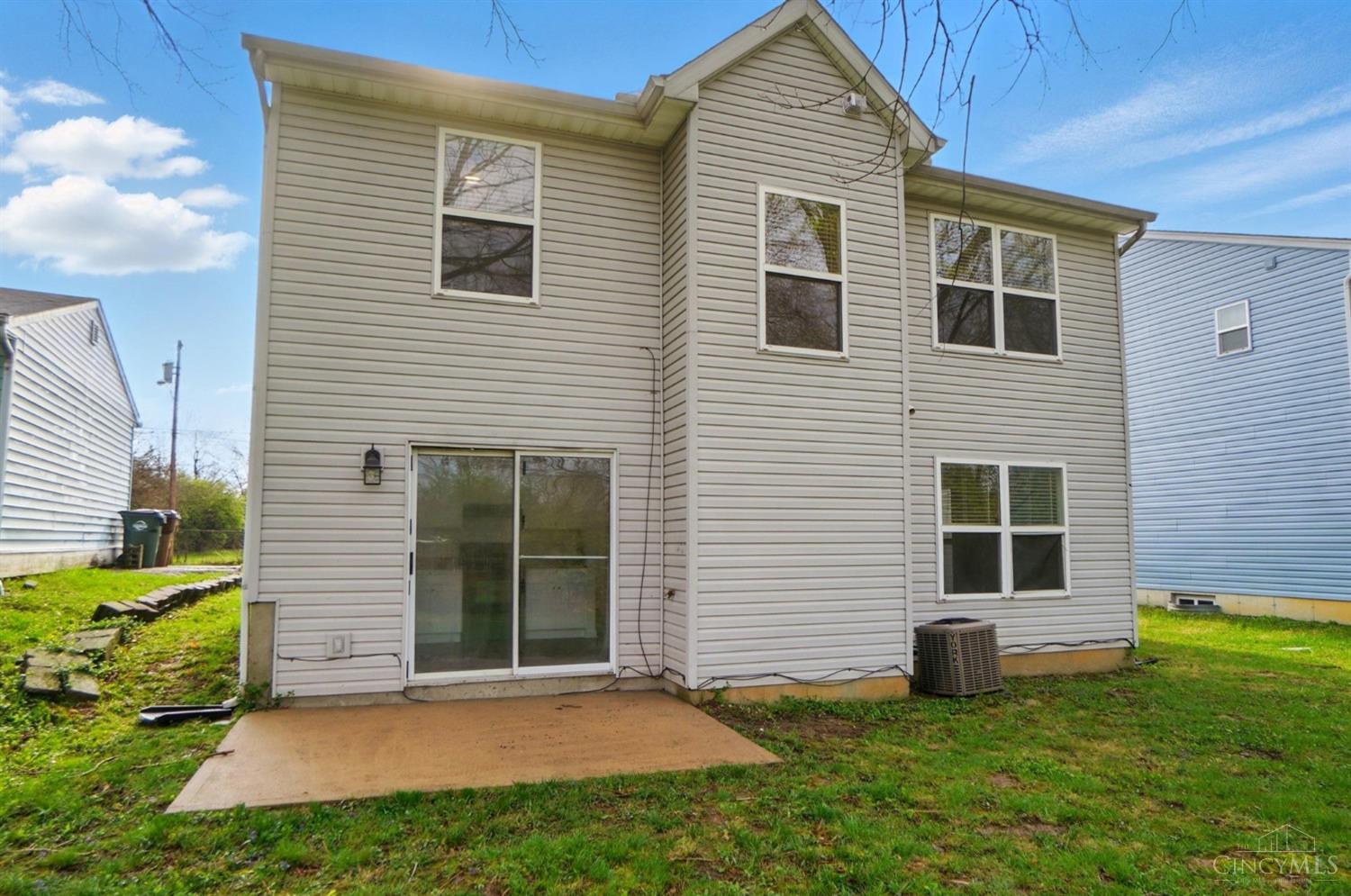 11051 Labelle Avenue