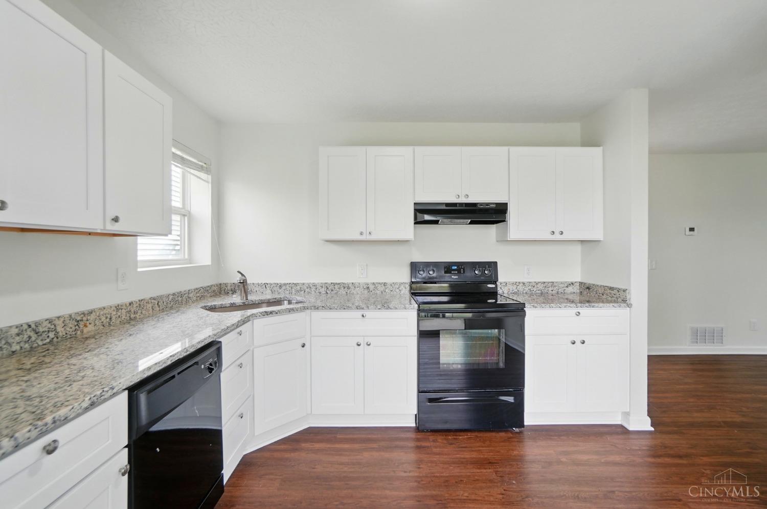 11051 Labelle Avenue