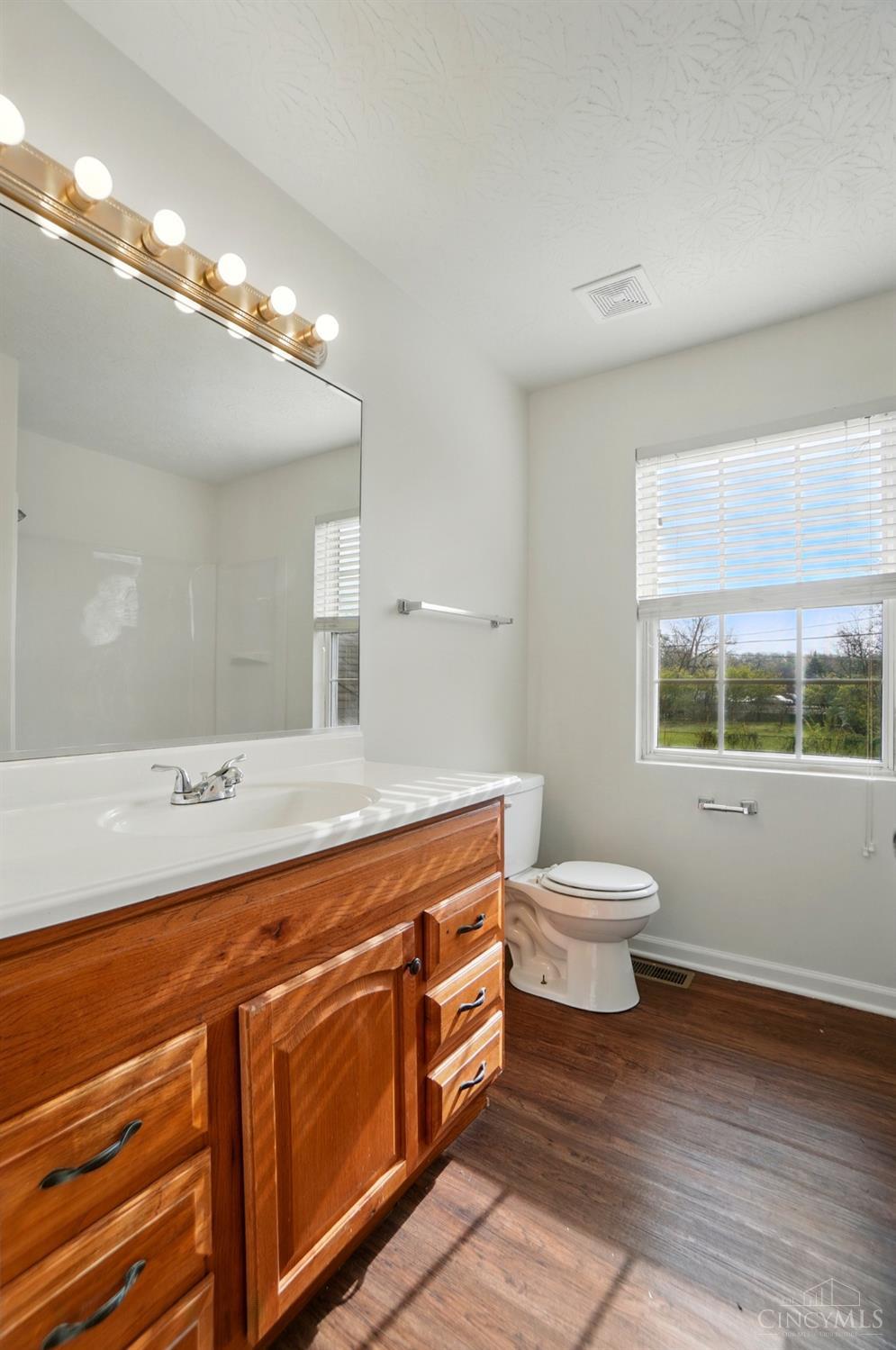 11051 Labelle Avenue