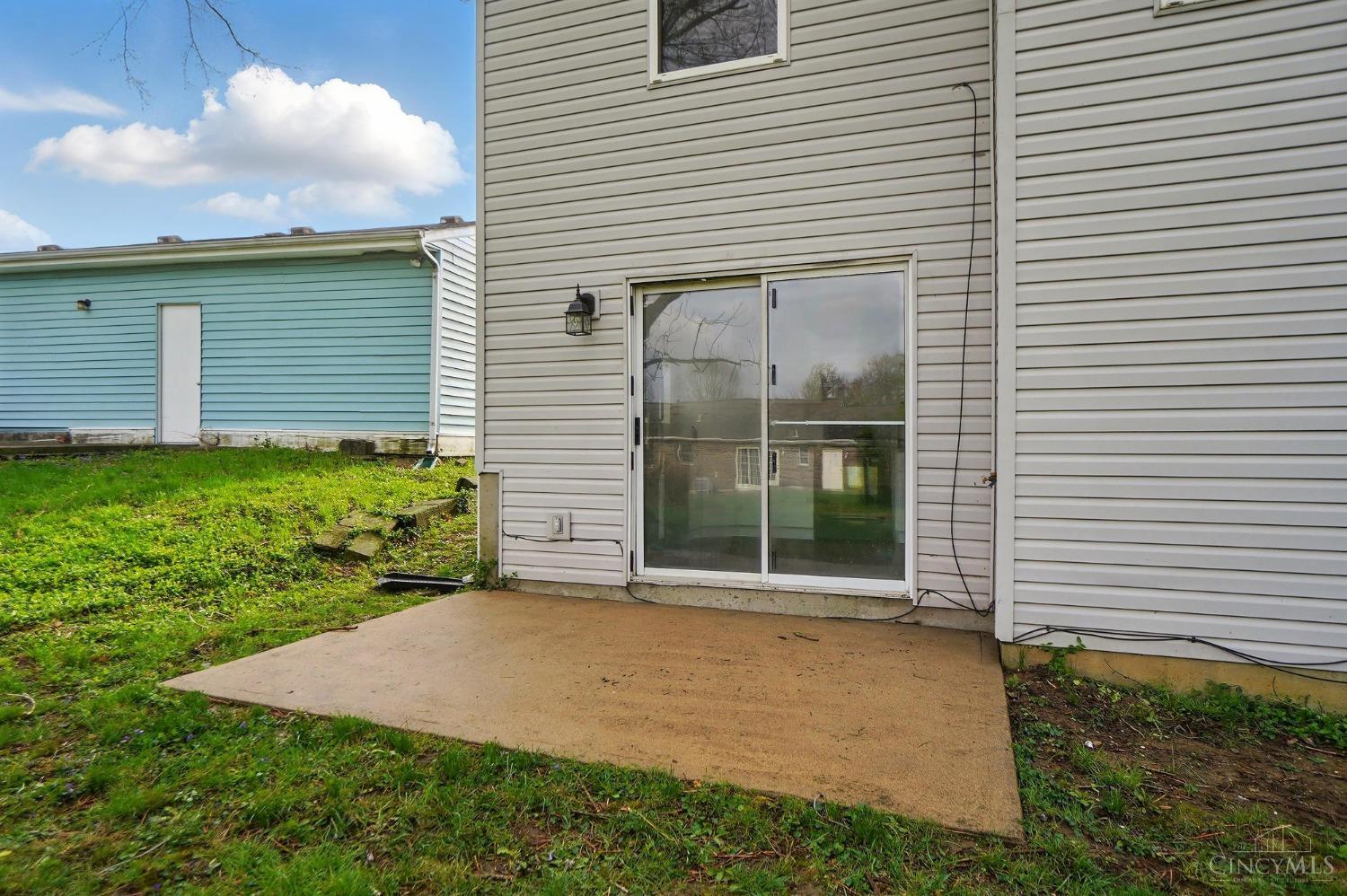 11051 Labelle Avenue