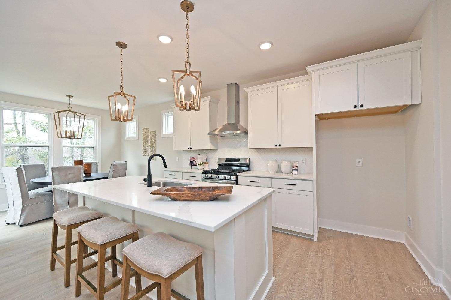 11709 Seven Gables Road