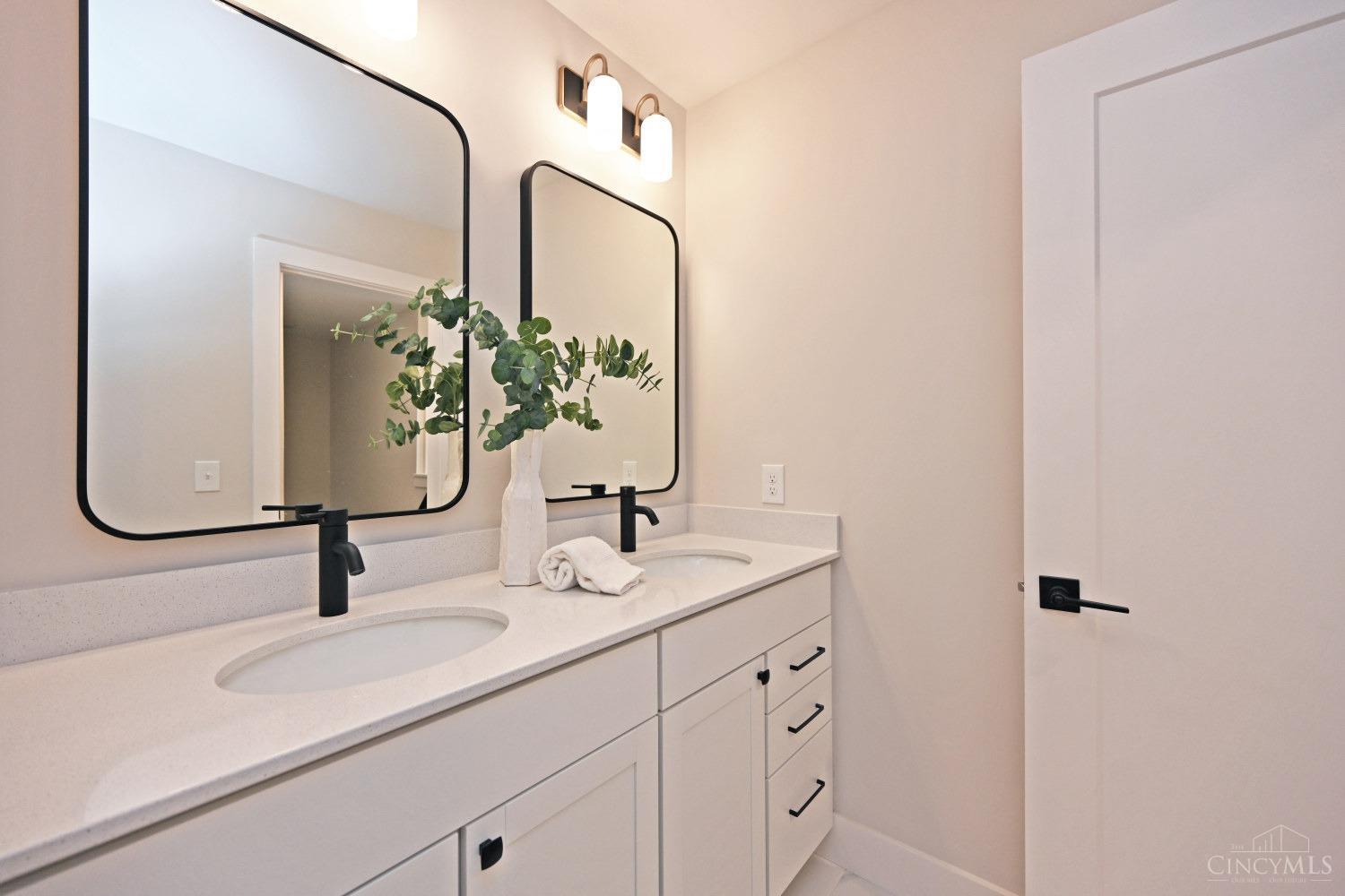 11709 Seven Gables Road