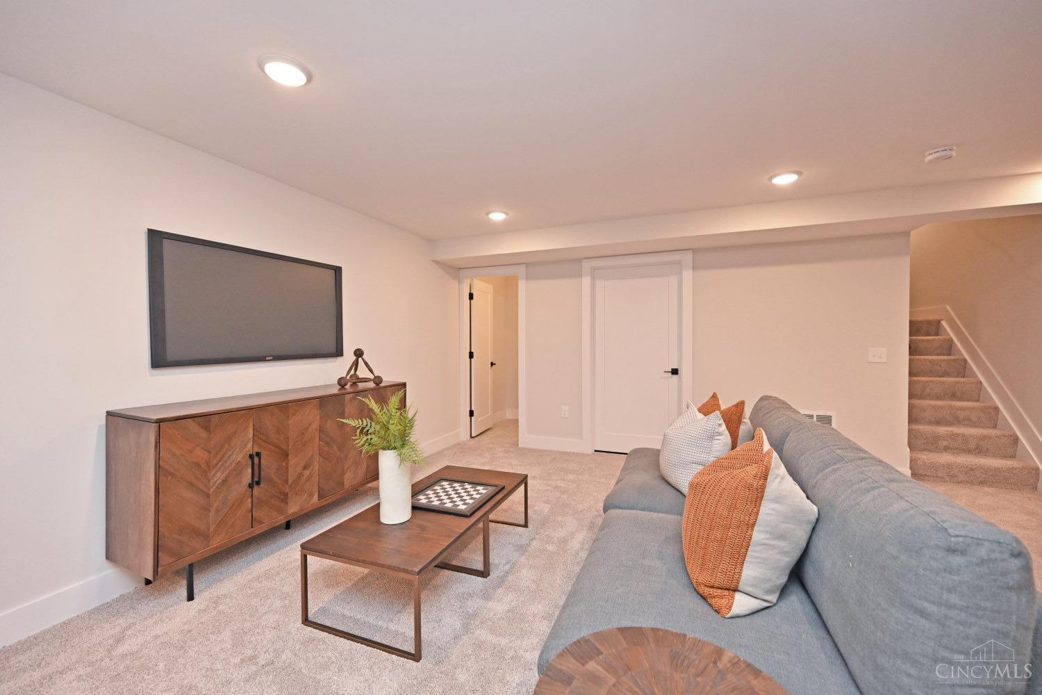 11709 Seven Gables Road