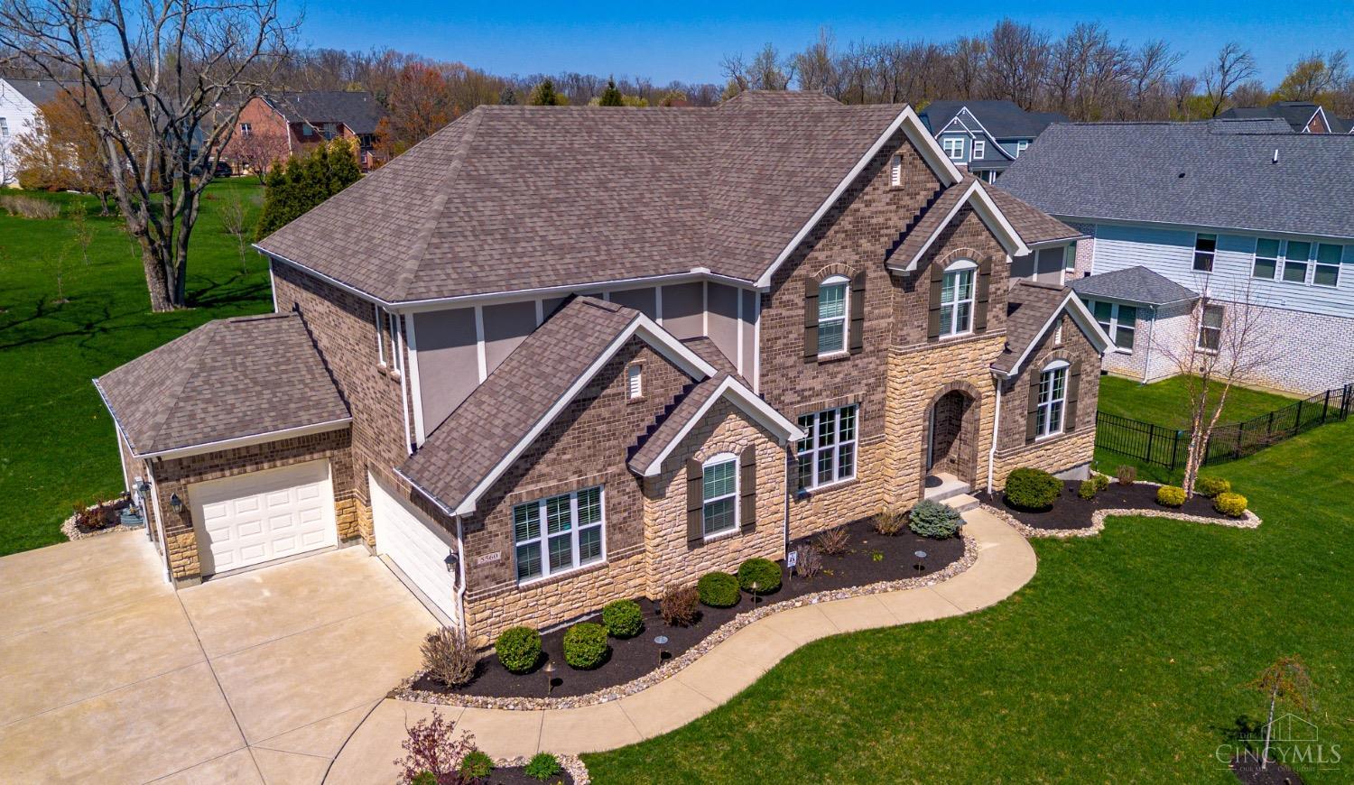5560 Sentinel Oak Dr