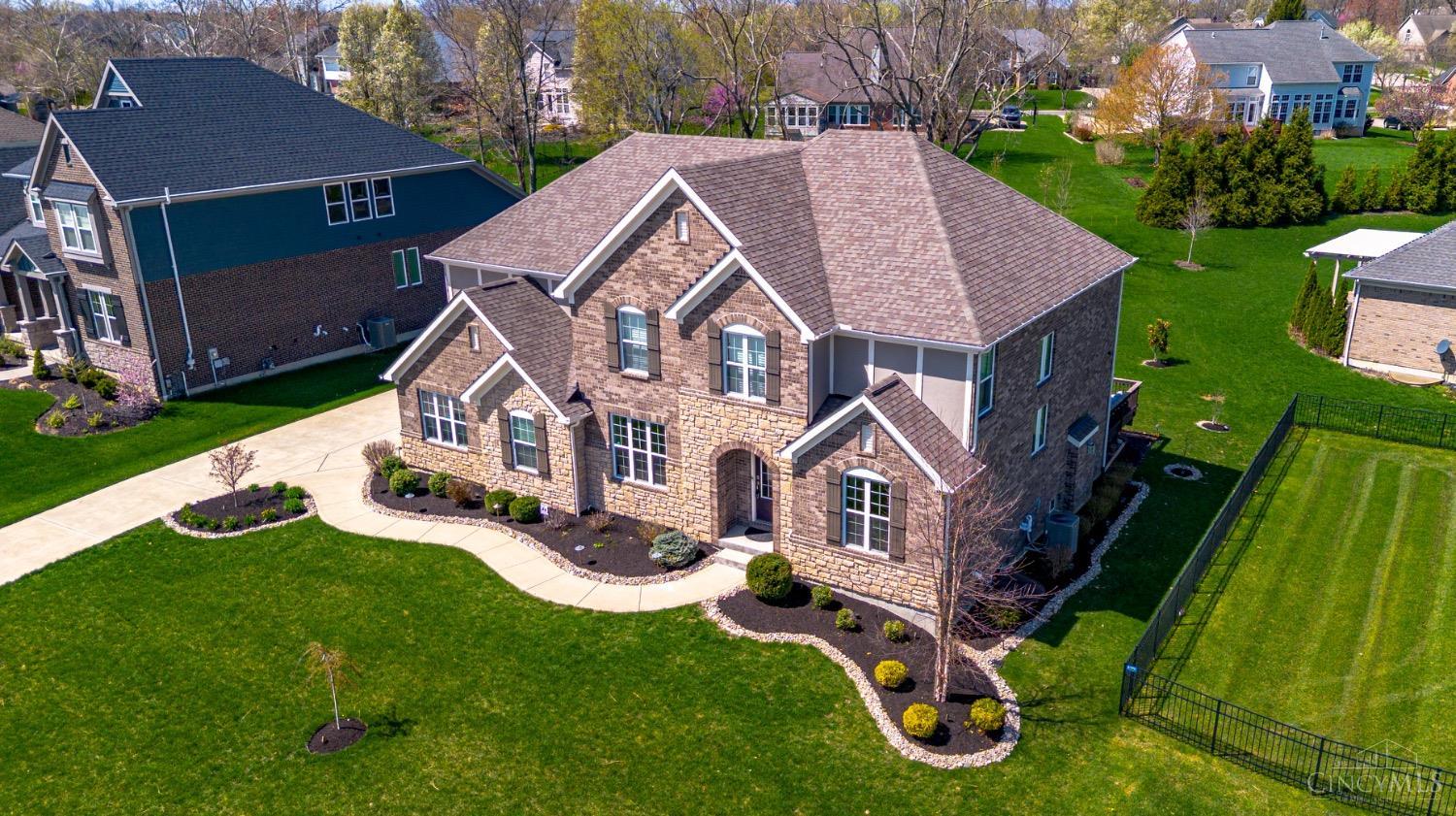 5560 Sentinel Oak Dr