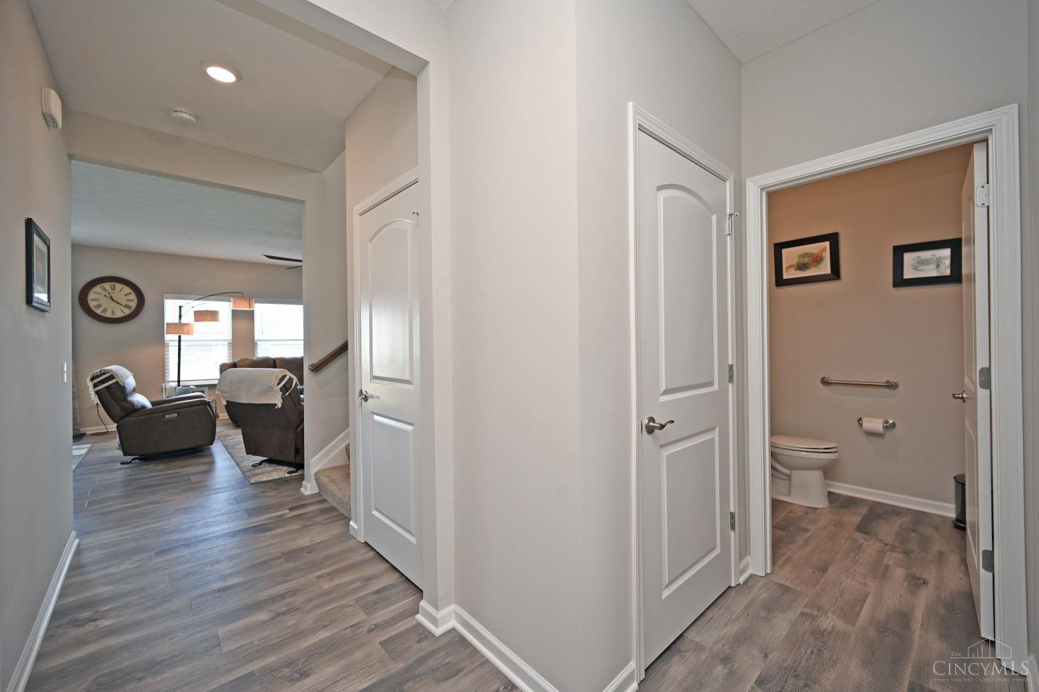 5341 Valley View Drive