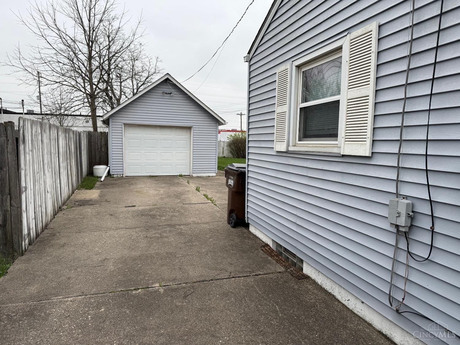 609 Gideon Road