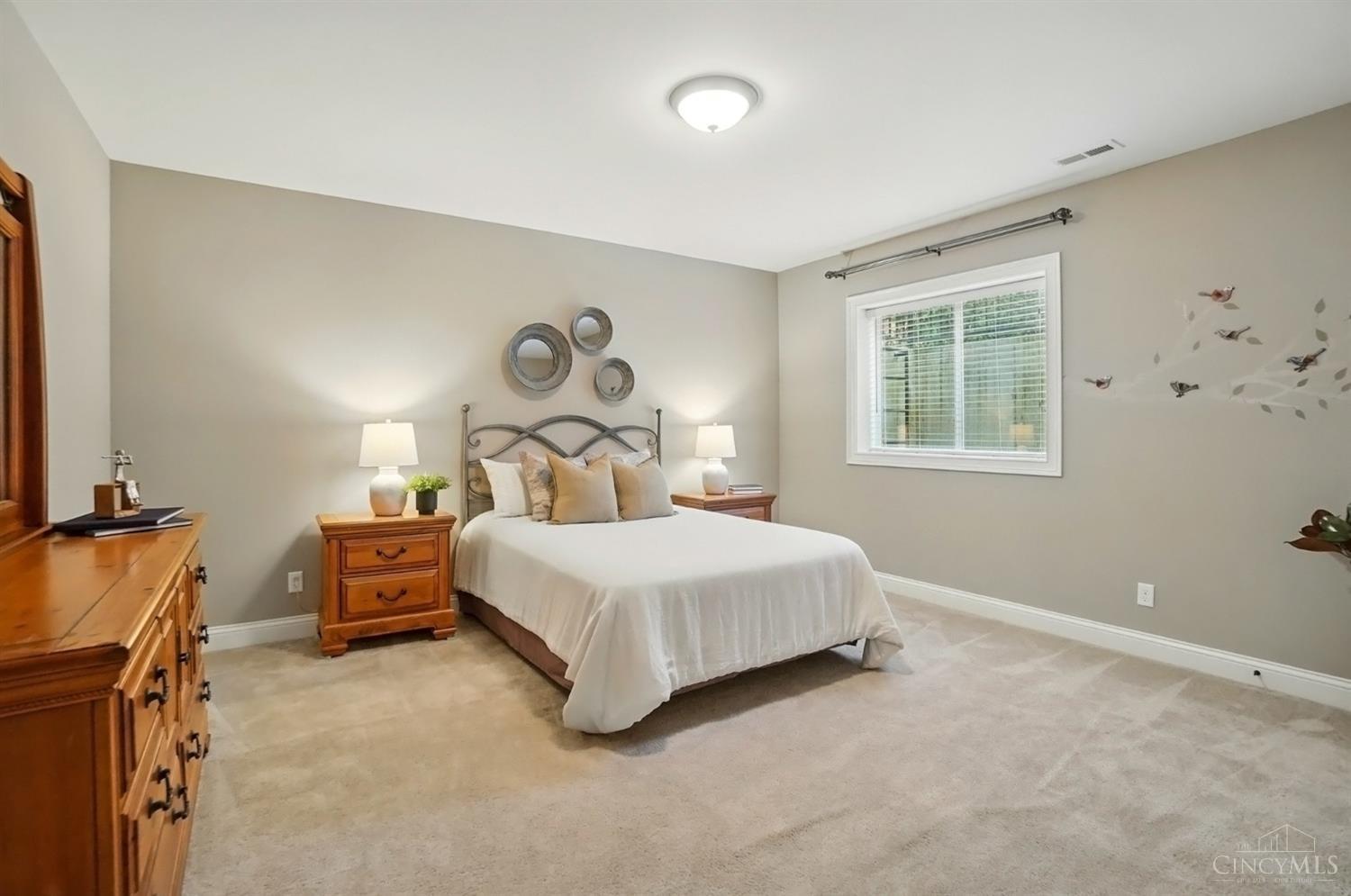 7773 Glenover Drive